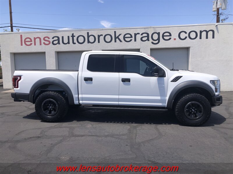 2017 Ford F-150 Raptor  SuperCrew 4x4!