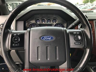 2011 Ford F-350 Lariat  *Crew Cab Diesel 4x4 Dually! - Photo 13 - Tucson, AZ 85705