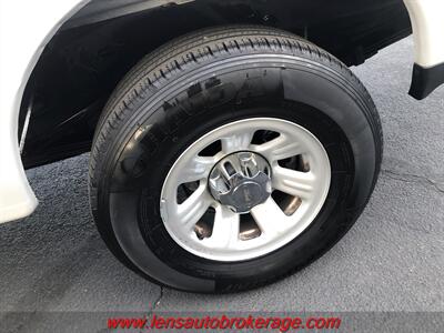 2011 Ford Ranger XLT  *Clean Little Ranger Pickup! - Photo 23 - Tucson, AZ 85705