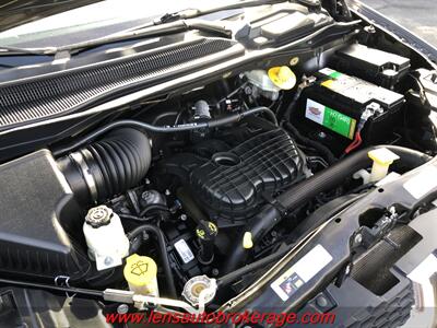 2018 Dodge Grand Caravan SXT  **COMING SOON!** - Photo 23 - Tucson, AZ 85705