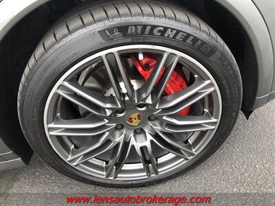 2016 Porsche Cayenne GTS  *Sweet Carfax 1 Owner GTS Porsche! - Photo 27 - Tucson, AZ 85705