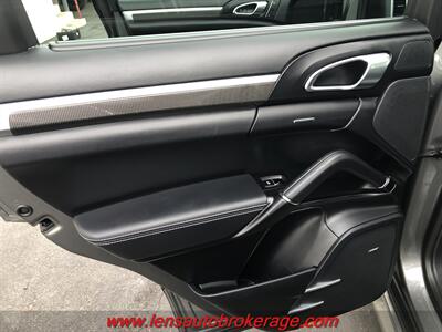 2016 Porsche Cayenne GTS  *Sweet Carfax 1 Owner GTS Porsche! - Photo 18 - Tucson, AZ 85705