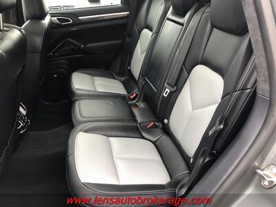 2016 Porsche Cayenne GTS  *Sweet Carfax 1 Owner GTS Porsche! - Photo 19 - Tucson, AZ 85705