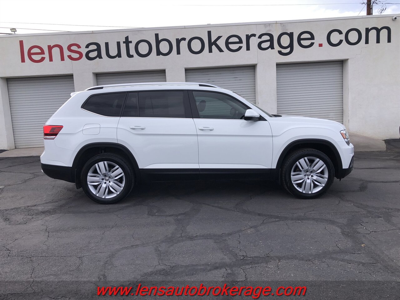 2019 Volkswagen Atlas V6 SE  *Nice & 3rd Row Equipped! - Photo 1 - Tucson, AZ 85705