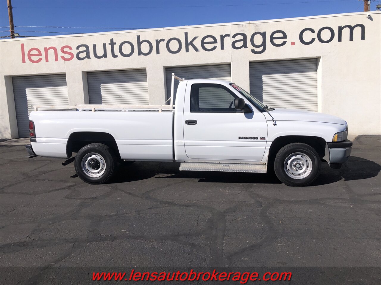 1999 Dodge Ram 1500 ST  Oldie But Goodie! Only 54k Miles! - Photo 1 - Tucson, AZ 85705