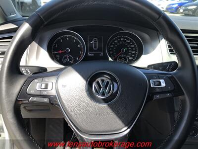 2017 Volkswagen Golf SportWagen TSI SE  *NEW ARRIVAL! - Photo 13 - Tucson, AZ 85705