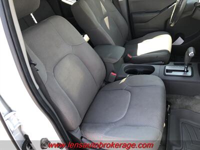 2016 Nissan Frontier SV  *Double Cab, v6 Four Wheel Drive! - Photo 24 - Tucson, AZ 85705