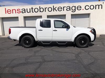 2016 Nissan Frontier SV  *Double Cab, v6 Four Wheel Drive! Truck