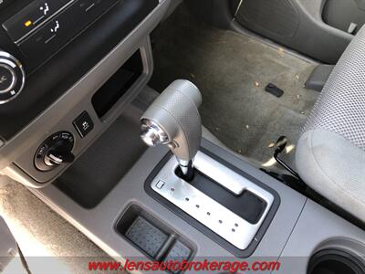 2016 Nissan Frontier SV  *Double Cab, v6 Four Wheel Drive! - Photo 15 - Tucson, AZ 85705