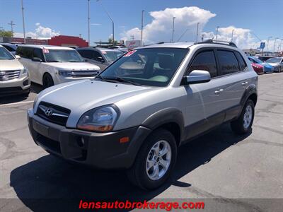 2009 Hyundai TUCSON SE   - Photo 4 - Tucson, AZ 85705