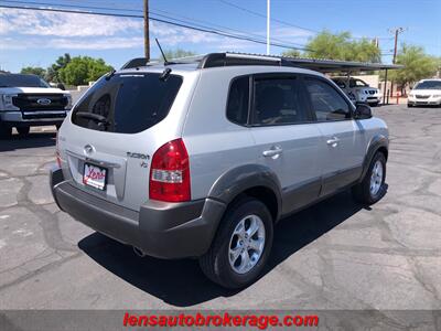 2009 Hyundai TUCSON SE   - Photo 8 - Tucson, AZ 85705