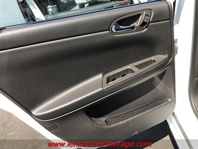 2016 Chevrolet Impala Limited LT Fleet  *89k Mile Sedan! - Photo 15 - Tucson, AZ 85705