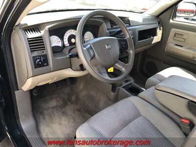 2011 RAM Dakota Big Horn  *Crew Cab, 4x4, v8 Powered! - Photo 10 - Tucson, AZ 85705