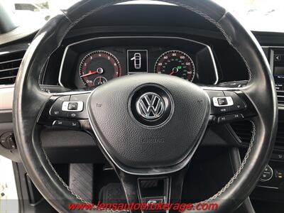 2019 Volkswagen Jetta S  *One Sweet Ride! - Photo 13 - Tucson, AZ 85705