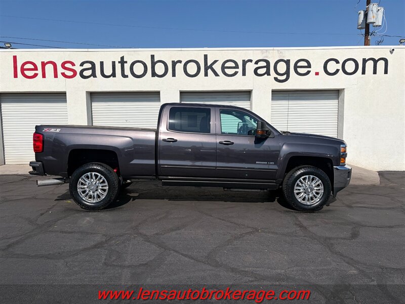 2016 Chevrolet Silverado 2500 LT  *Super Nice Crew Cab 4x4 Duramax Diesel!