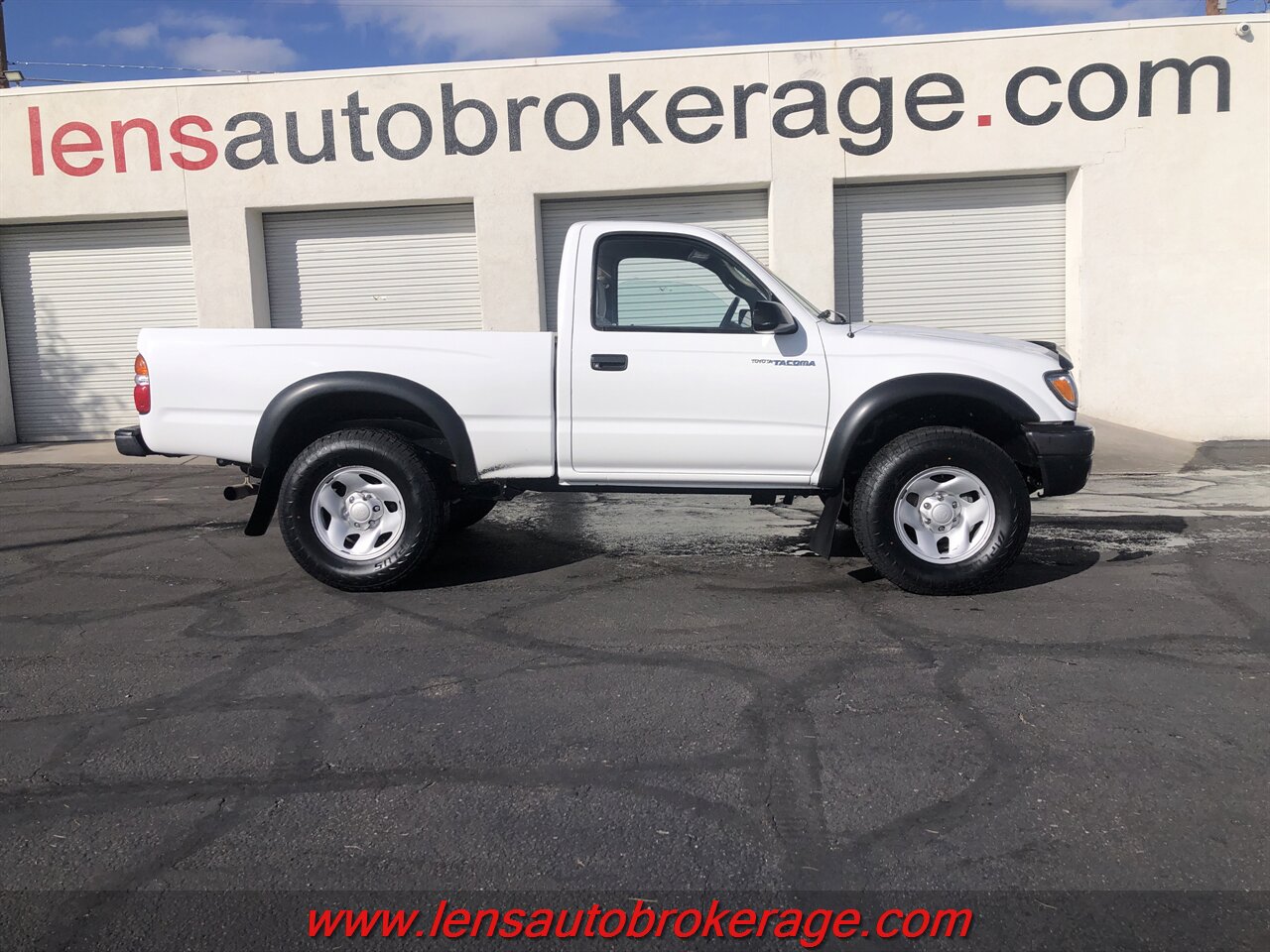 2002 Toyota Tacoma  *Rust Free All Original 4x4 Tacoma w/Manual Trans!!!! - Photo 1 - Tucson, AZ 85705