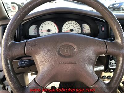 2002 Toyota Tacoma  *Rust Free All Original 4x4 Tacoma w/Manual Trans!!!! - Photo 13 - Tucson, AZ 85705