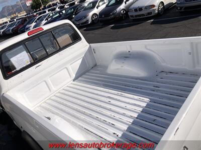 2002 Toyota Tacoma  *Rust Free All Original 4x4 Tacoma w/Manual Trans!!!! - Photo 22 - Tucson, AZ 85705