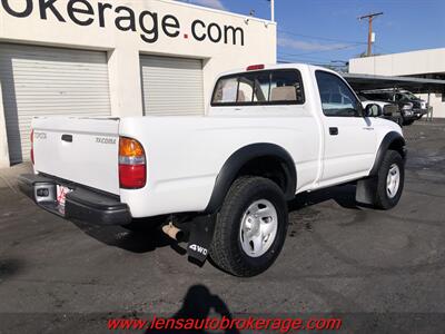 2002 Toyota Tacoma  *Rust Free All Original 4x4 Tacoma w/Manual Trans!!!! - Photo 9 - Tucson, AZ 85705