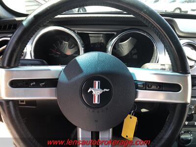 2007 Ford Mustang GT Premium  *Fun 5 Speed GT! - Photo 13 - Tucson, AZ 85705