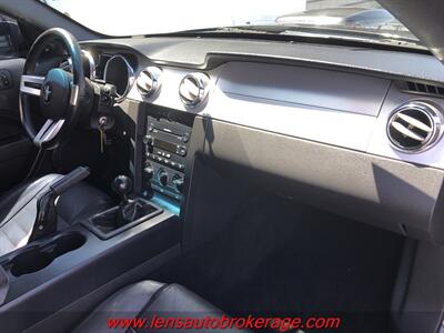 2007 Ford Mustang GT Premium  *Fun 5 Speed GT! - Photo 17 - Tucson, AZ 85705