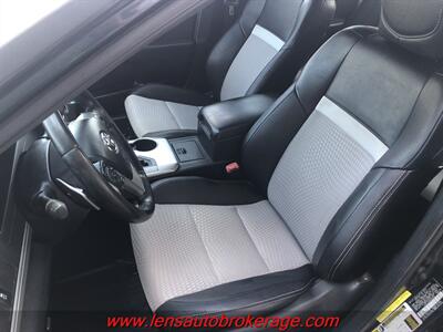 2013 Toyota Camry SE  Super Clean Sedan! - Photo 12 - Tucson, AZ 85705