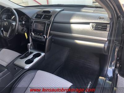 2013 Toyota Camry SE  Super Clean Sedan! - Photo 21 - Tucson, AZ 85705