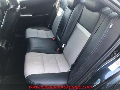 2013 Toyota Camry SE  Super Clean Sedan! - Photo 17 - Tucson, AZ 85705