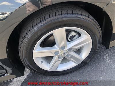 2013 Toyota Camry SE  Super Clean Sedan! - Photo 25 - Tucson, AZ 85705