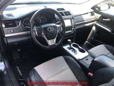 2013 Toyota Camry SE  Super Clean Sedan! - Photo 10 - Tucson, AZ 85705