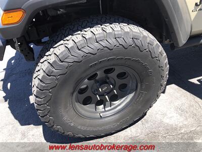 2020 Jeep Gladiator Sport S  *Bad A$$ Lifted On 37's! *COMING SOON! - Photo 9 - Tucson, AZ 85705