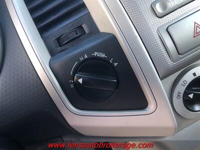 2008 Toyota Tacoma V6  *Manual Transmission 4x4! - Photo 14 - Tucson, AZ 85705