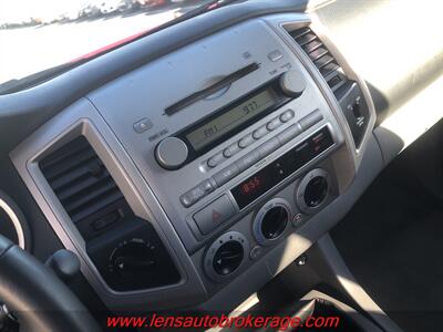 2008 Toyota Tacoma V6  *Manual Transmission 4x4! - Photo 12 - Tucson, AZ 85705