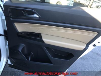 2021 Volkswagen Atlas Cross Sport SE  *Carfax 1 Owner! - Photo 19 - Tucson, AZ 85705