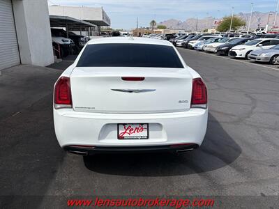 2019 Chrysler 300 Series Touring   - Photo 7 - Tucson, AZ 85705