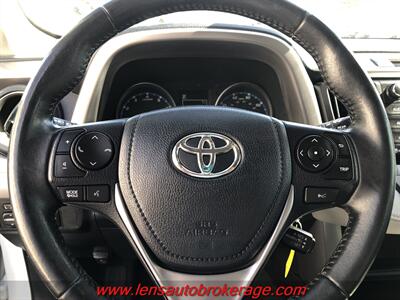 2017 Toyota RAV4 XLE  *Clean AWD XLE!! - Photo 13 - Tucson, AZ 85705