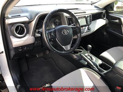 2017 Toyota RAV4 XLE  *Clean AWD XLE!! - Photo 10 - Tucson, AZ 85705