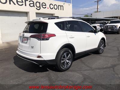 2017 Toyota RAV4 XLE  *Clean AWD XLE!! - Photo 8 - Tucson, AZ 85705