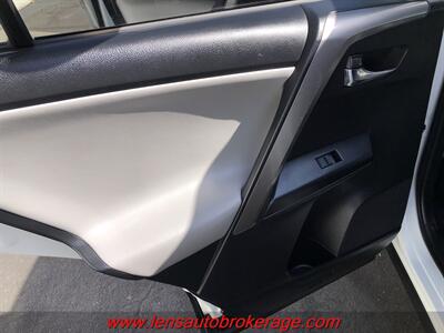 2017 Toyota RAV4 XLE  *Clean AWD XLE!! - Photo 16 - Tucson, AZ 85705