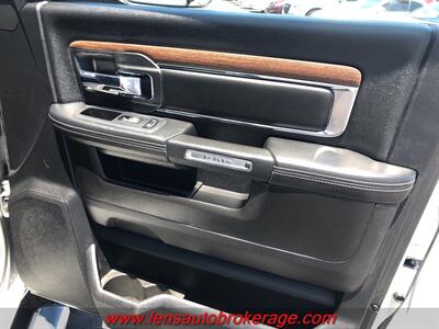 2018 RAM 2500 Laramie  Diesel Crew 4x4! **CARFAX 1 OWNER** - Photo 21 - Tucson, AZ 85705