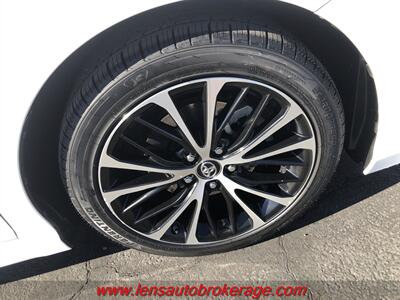 2019 Toyota Camry SE  *Super Sporty SE! - Photo 25 - Tucson, AZ 85705