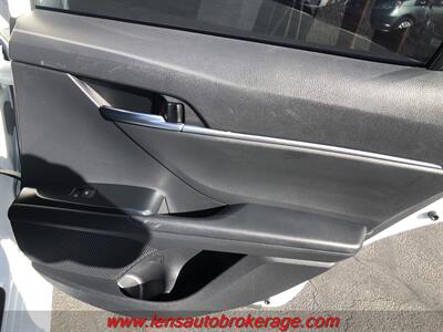 2019 Toyota Camry SE  *Super Sporty SE! - Photo 19 - Tucson, AZ 85705