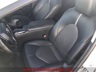 2019 Toyota Camry SE  *Super Sporty SE! - Photo 12 - Tucson, AZ 85705