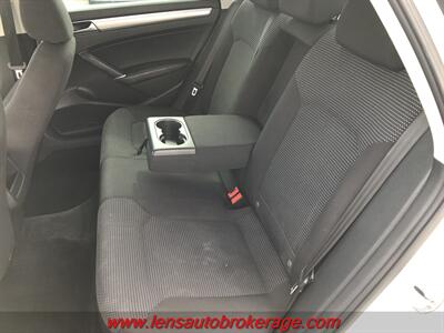 2016 Volkswagen Passat 1.8T S   - Photo 17 - Tucson, AZ 85705