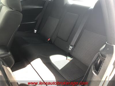 2016 Dodge Challenger SXT   - Photo 14 - Tucson, AZ 85705