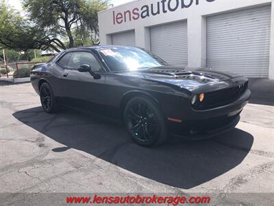 2016 Dodge Challenger SXT   - Photo 2 - Tucson, AZ 85705