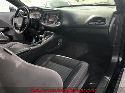 2016 Dodge Challenger SXT   - Photo 17 - Tucson, AZ 85705