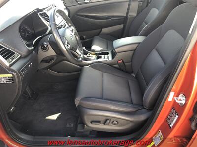 2017 Hyundai TUCSON Value  *61k Mile AWD! - Photo 11 - Tucson, AZ 85705