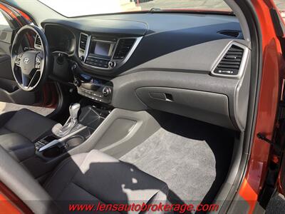 2017 Hyundai TUCSON Value  *61k Mile AWD! - Photo 24 - Tucson, AZ 85705