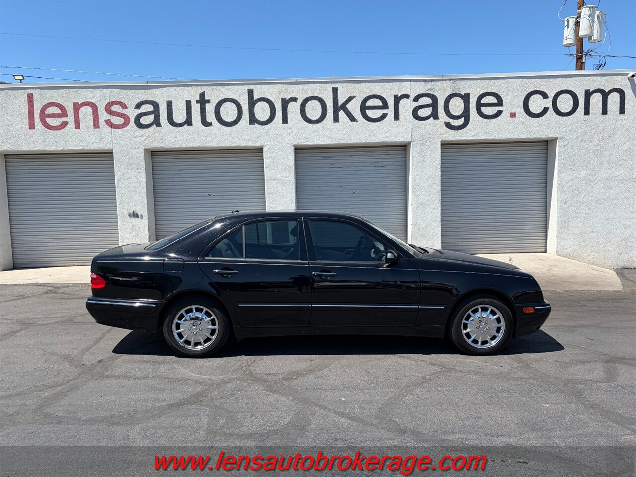 2000 Mercedes-Benz E 320  **$5,900 OUT THE DOOR** - Photo 1 - Tucson, AZ 85705